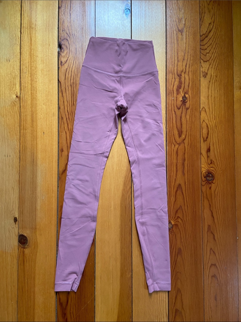 Lululemon Briar Rose Colored Leggings, EUC, Size 2